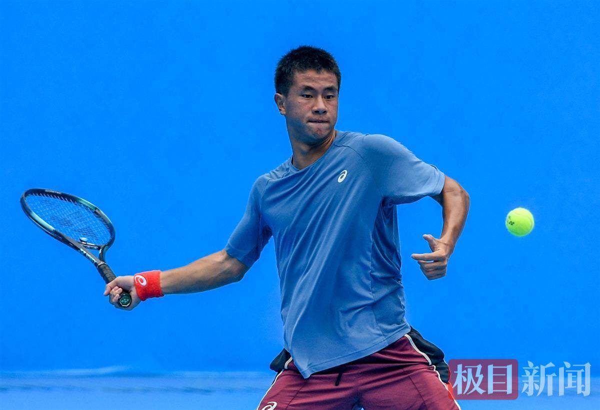 他的职业生 他的职业生